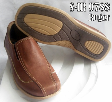 Sepatu kulit S-IR 9788
